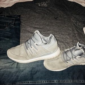 $35⬇️ Men’s M American Eagle Grey t-shirt